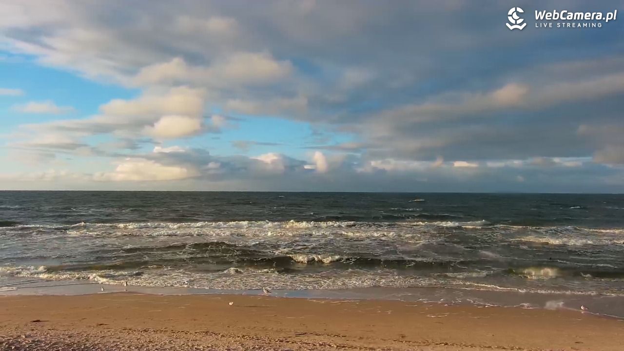 MRZEŻYNO - widok na plażę - 24 wresień 2026, 17:59