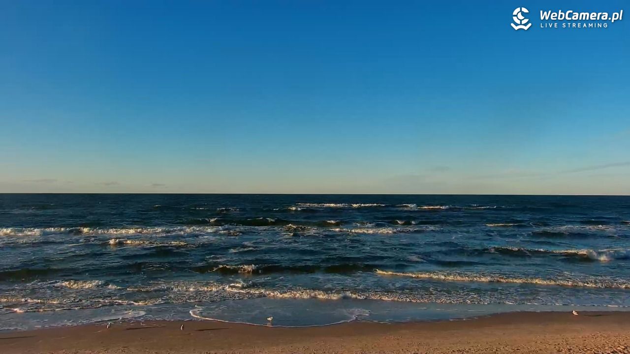 MRZEŻYNO - widok na plażę - 22 wresień 2026, 18:06