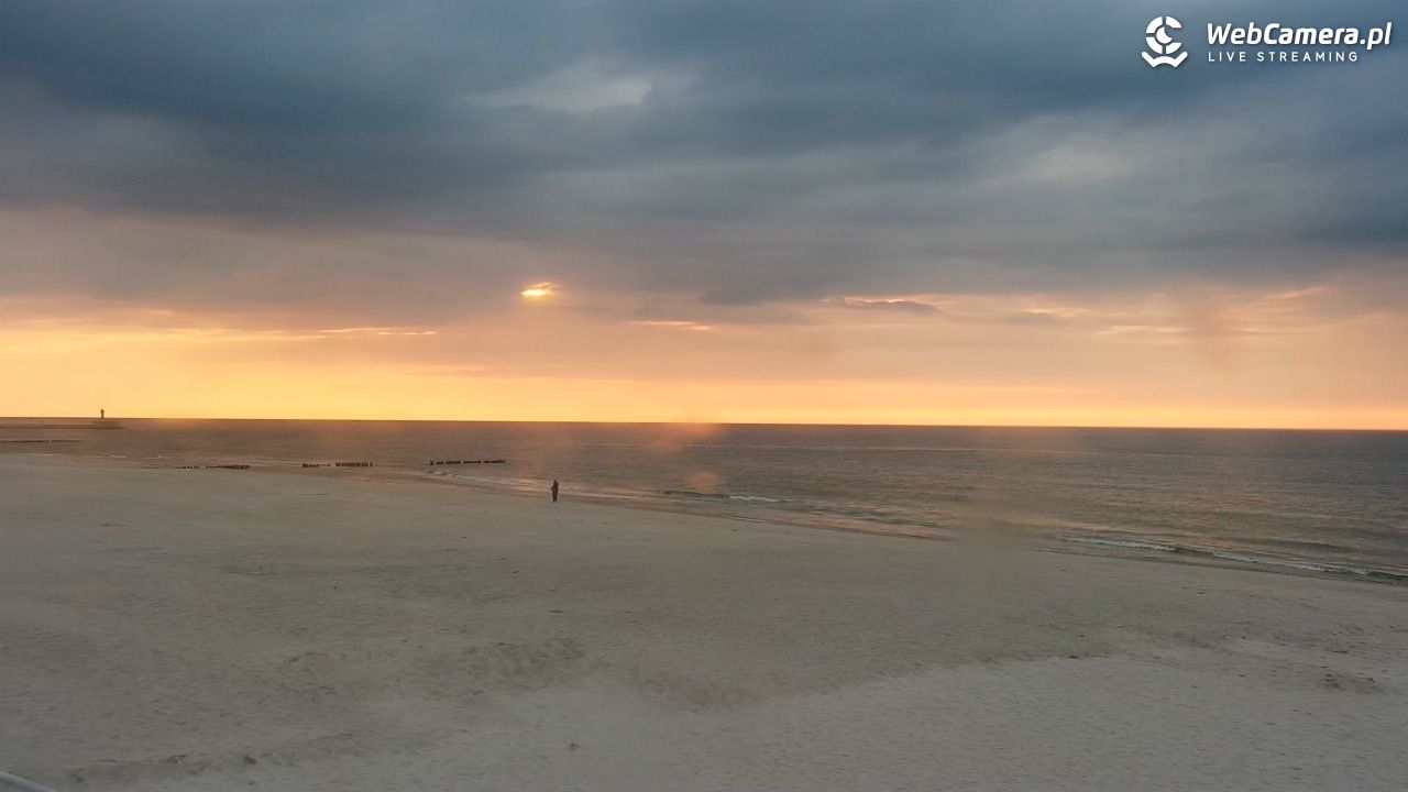 MRZEŻYNO - widok na plażę - 10 maj 2026, 19:57