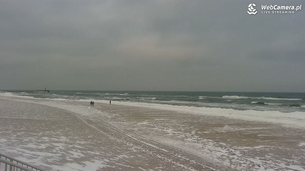 MRZEŻYNO - widok na plażę - 08 luty 2026, 10:47