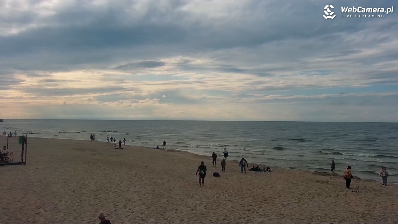 MRZEŻYNO - widok na plażę - 10 sierpień 2026, 17:51