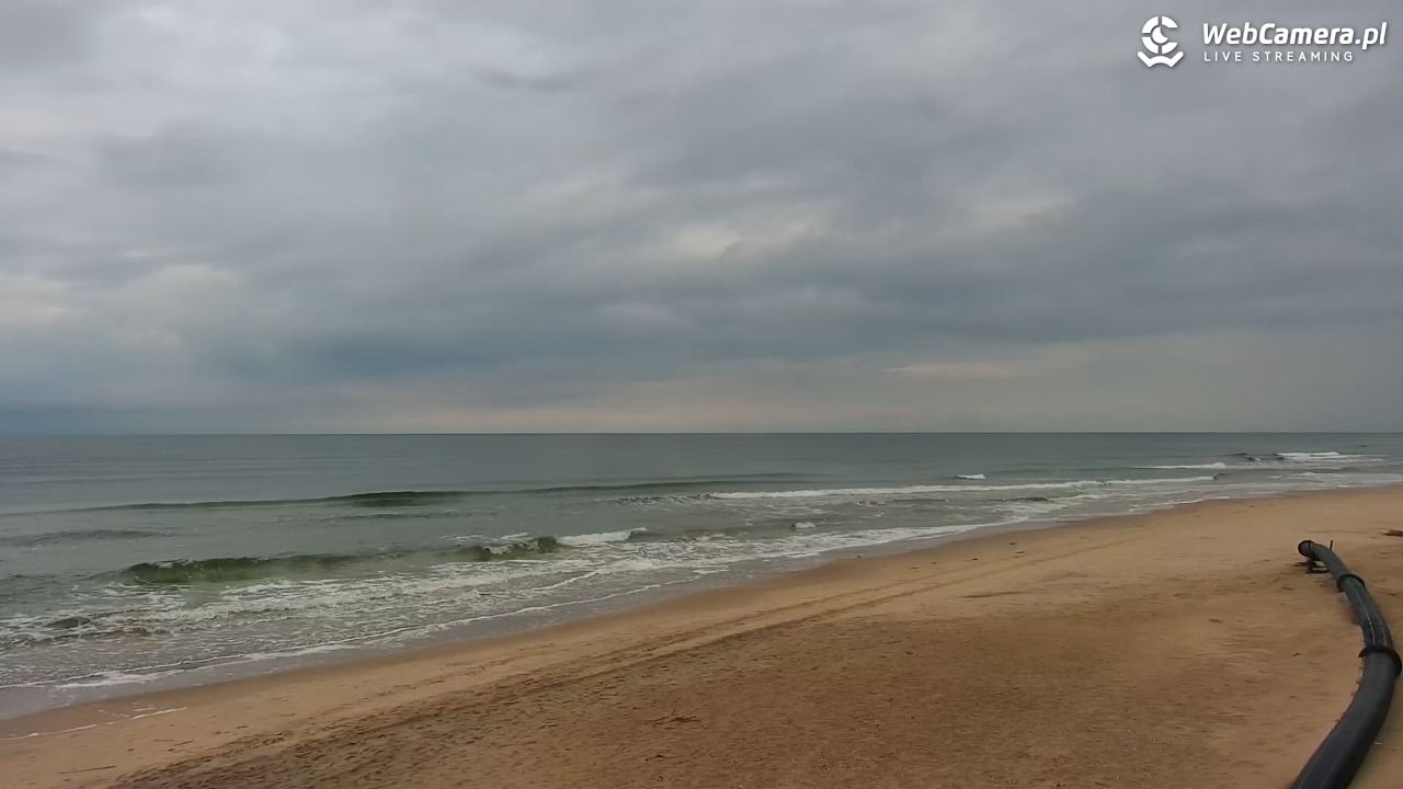 MRZEŻYNO - widok na plażę - 24 wresień 2026, 09:05