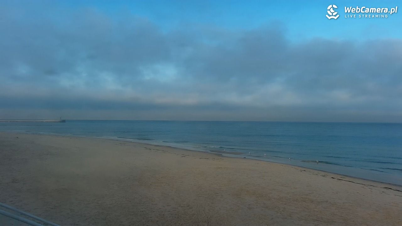 MRZEŻYNO - widok na plażę - 03 listopad 2025, 10:13