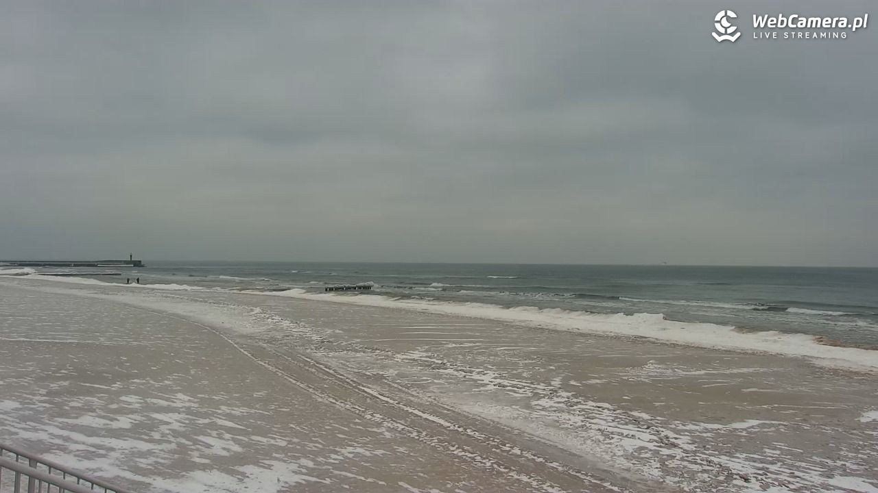 MRZEŻYNO - widok na plażę - 09 luty 2026, 11:06