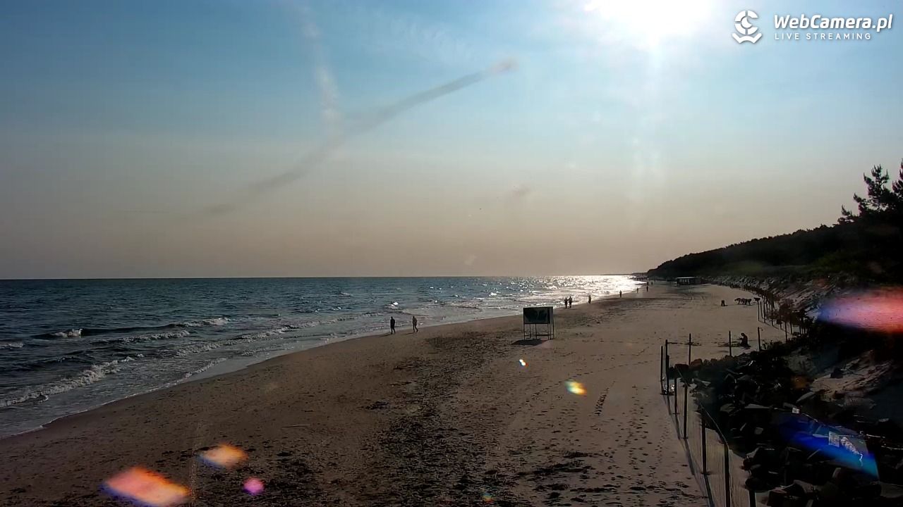 MRZEŻYNO - widok na plażę - 12 czerwiec 2025, 07:18