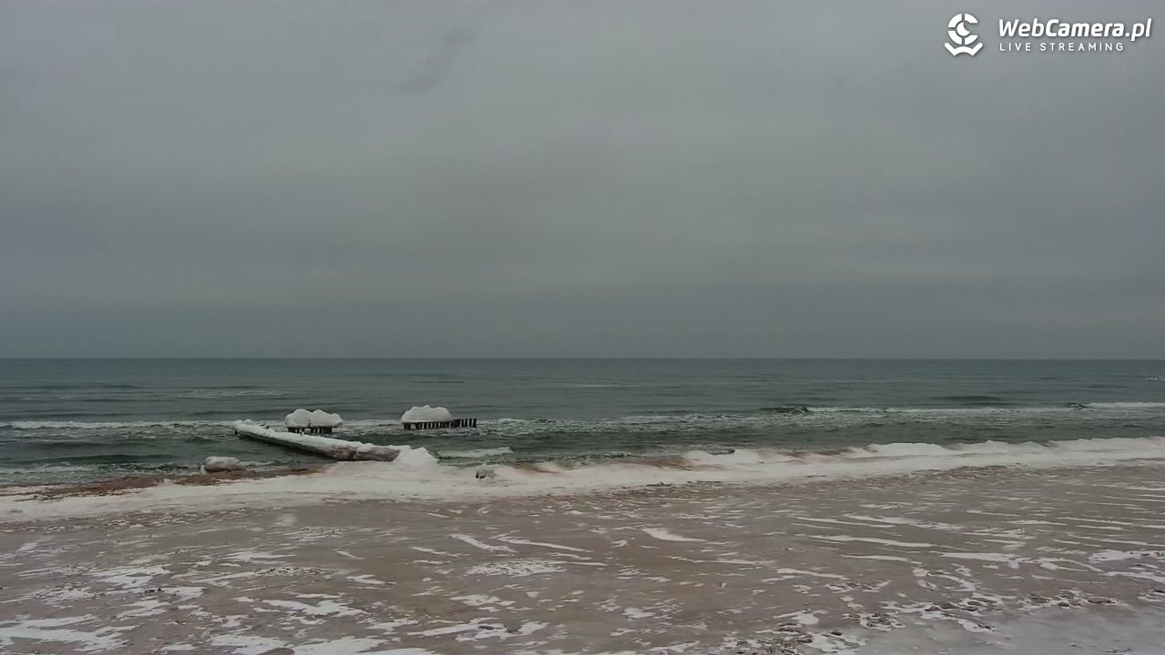 MRZEŻYNO - widok na plażę - 09 luty 2026, 08:36