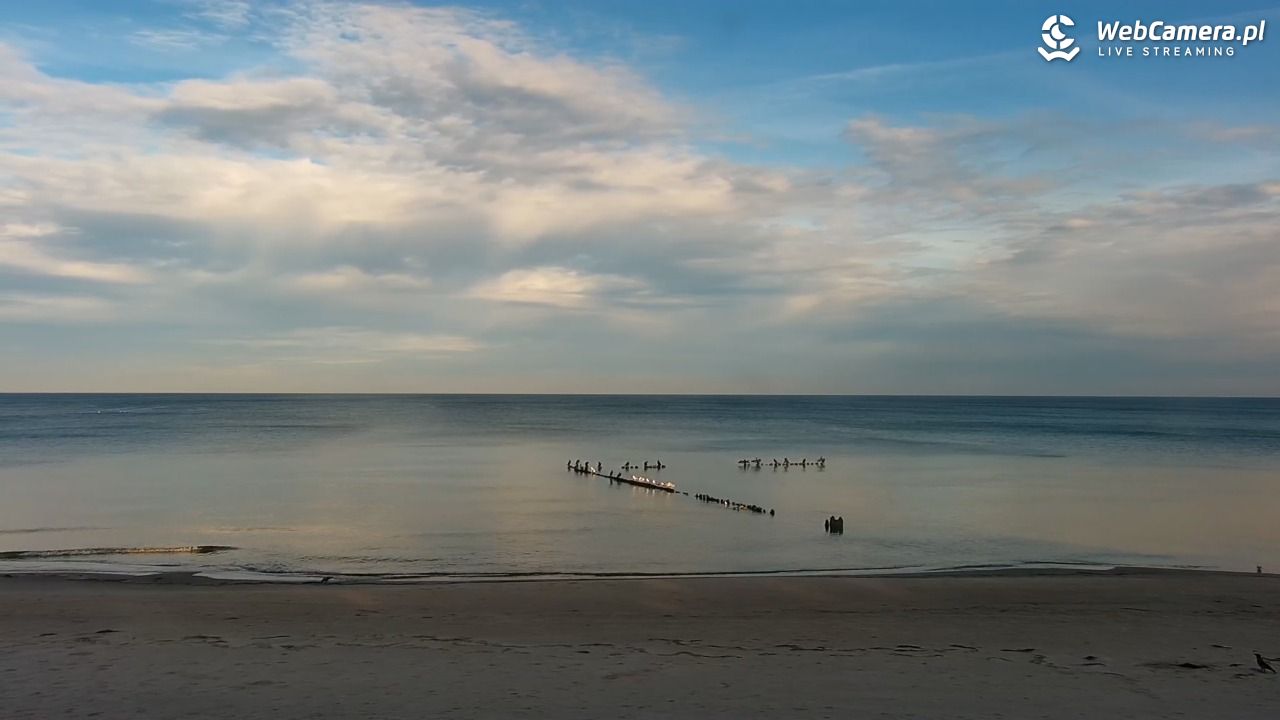 MRZEŻYNO - widok na plażę - 05 listopad 2025, 09:32