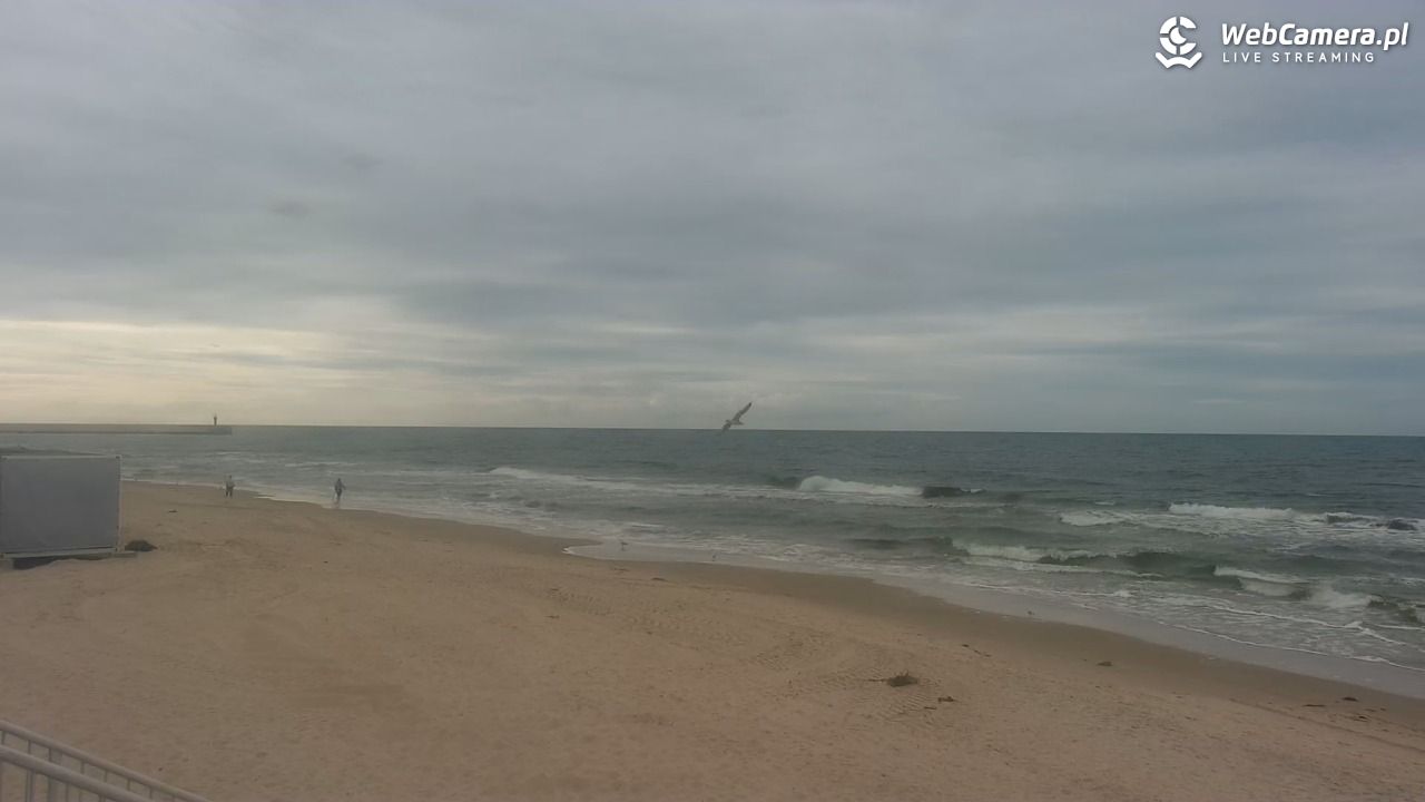 MRZEŻYNO - widok na plażę - 23 wresień 2026, 15:23