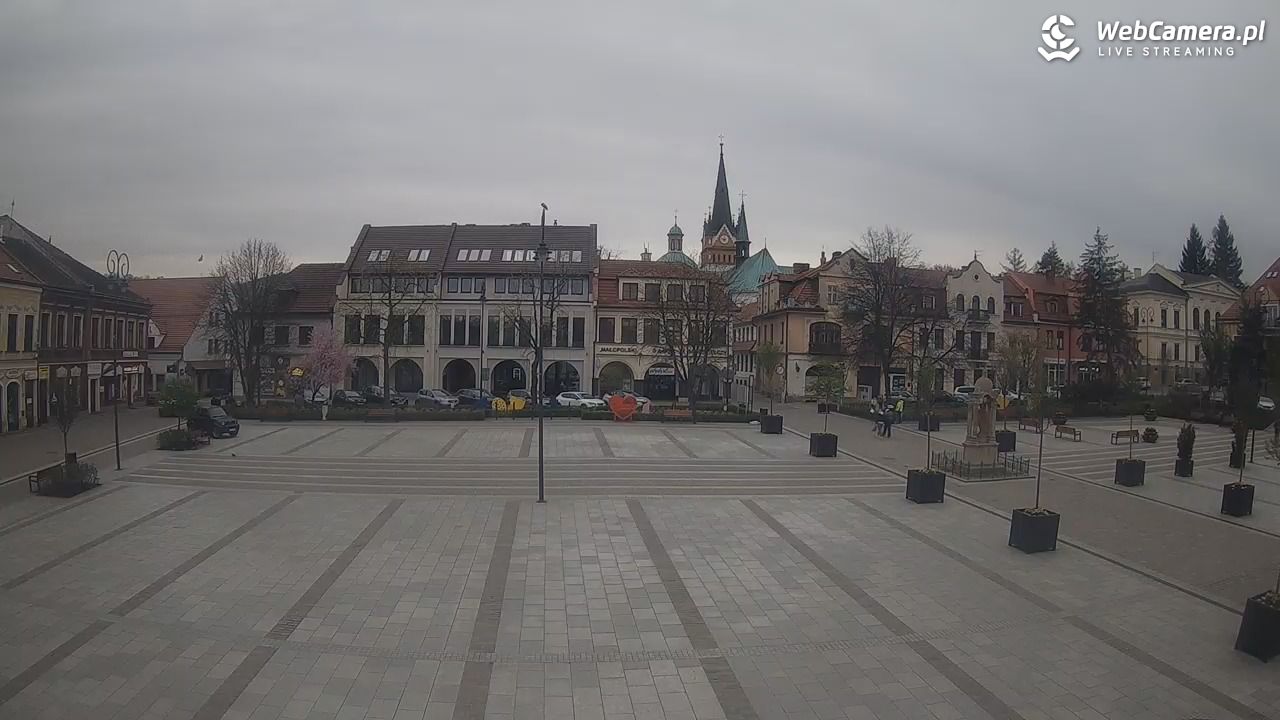 Myślenice - widok na Rynek - 13 kwiecień 2026, 06:48