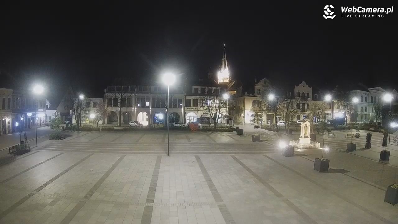 Myślenice - widok na Rynek - 13 kwiecień 2026, 04:58