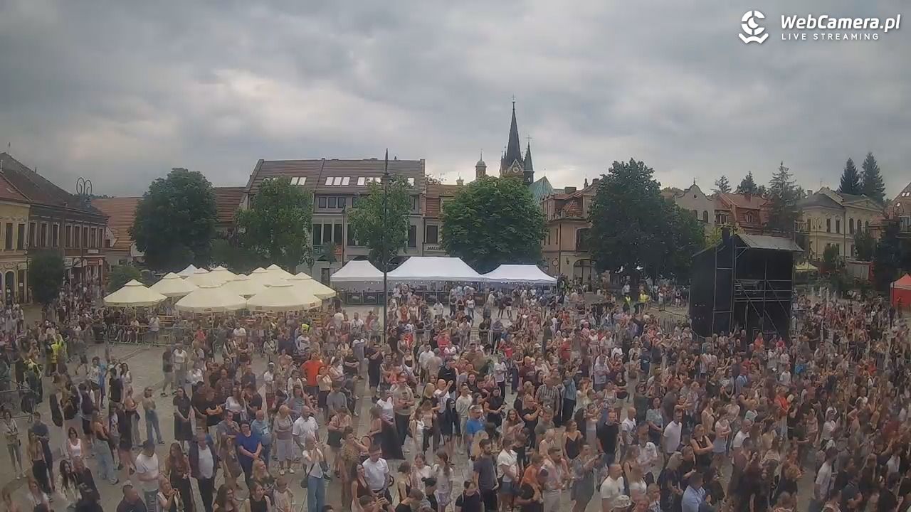 Myślenice - widok na Rynek - 21 czerwiec 2026, 17:18