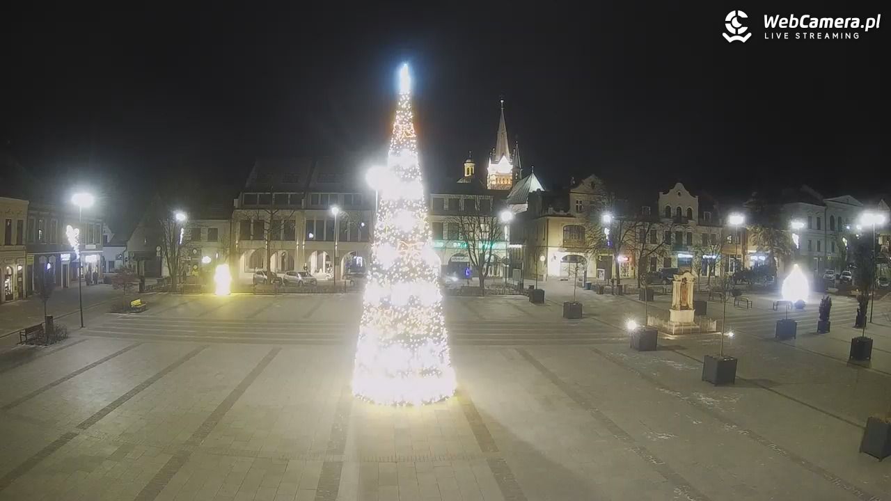 Myślenice - widok na Rynek - 25 grudzień 2025, 16:47