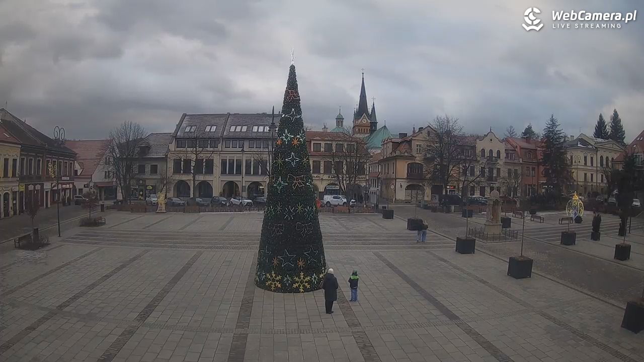 Myślenice - widok na Rynek - 28 grudzień 2025, 14:53