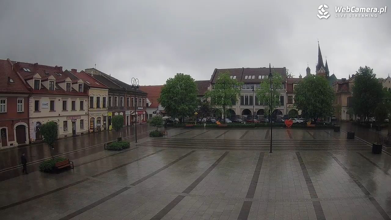 Myślenice - widok na Rynek - 25 kwiecień 2025, 11:10