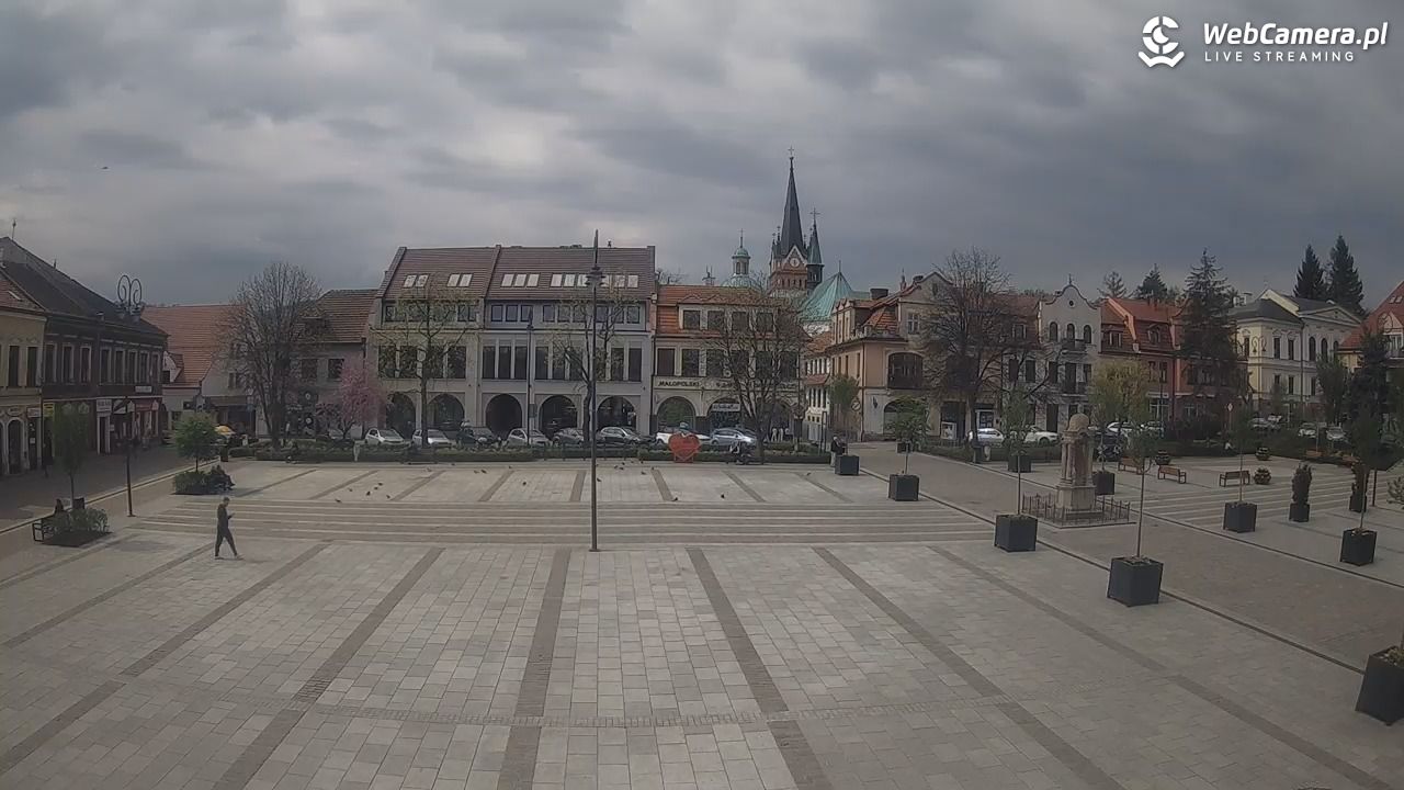 Myślenice - widok na Rynek - 17 kwiecień 2026, 11:30