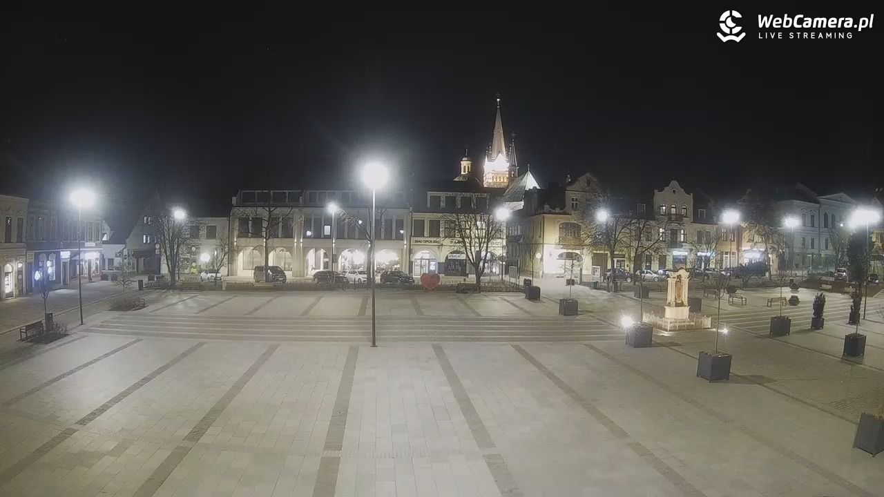 Myślenice - widok na Rynek - 02 marzec 2026, 21:06