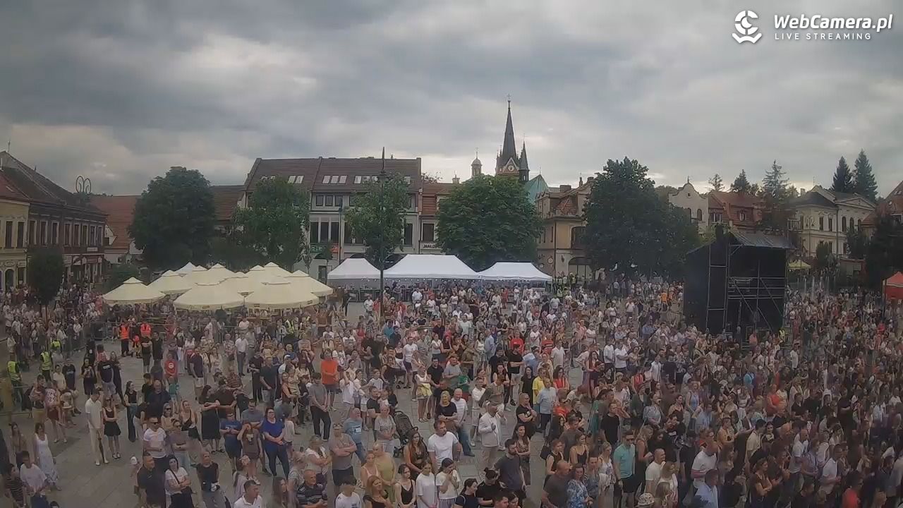 Myślenice - widok na Rynek - 21 czerwiec 2026, 17:37