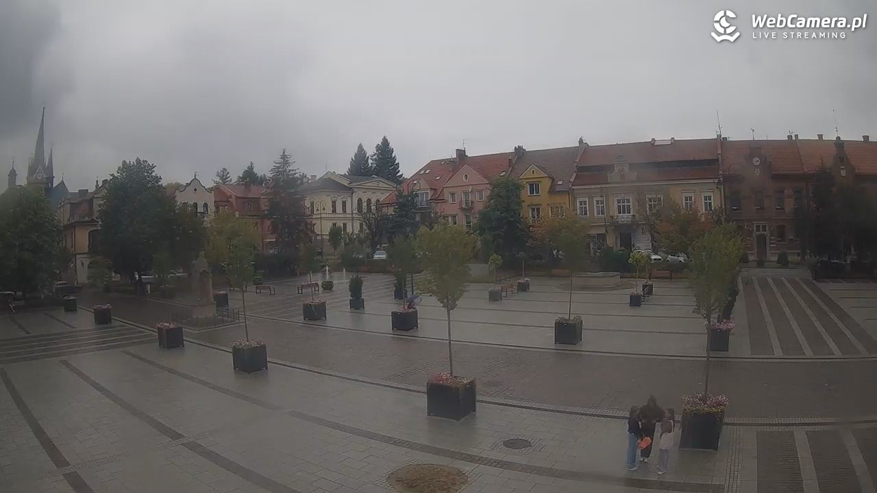 Myślenice - widok na Rynek - 31 sierpień 2025, 14:17