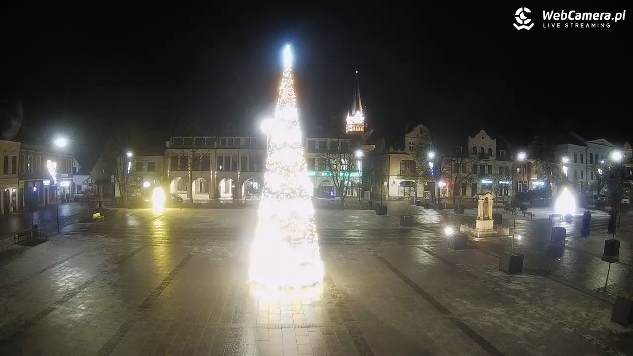 Myślenice - widok na Rynek - 28 grudzień 2025, 03:10