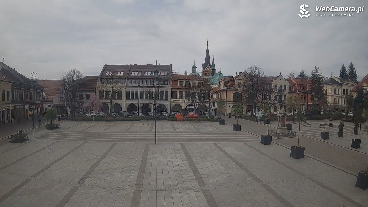 Myślenice - widok na Rynek - 14 kwiecień 2026, 10:36