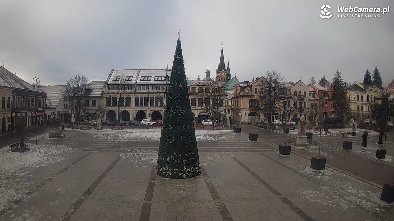 Myślenice - widok na Rynek - 27 grudzień 2025, 10:02