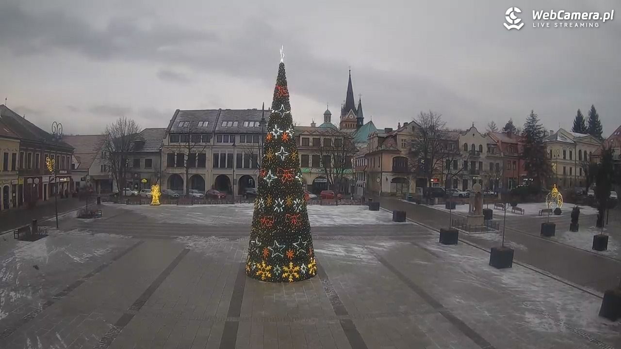 Myślenice - widok na Rynek - 28 grudzień 2025, 08:09