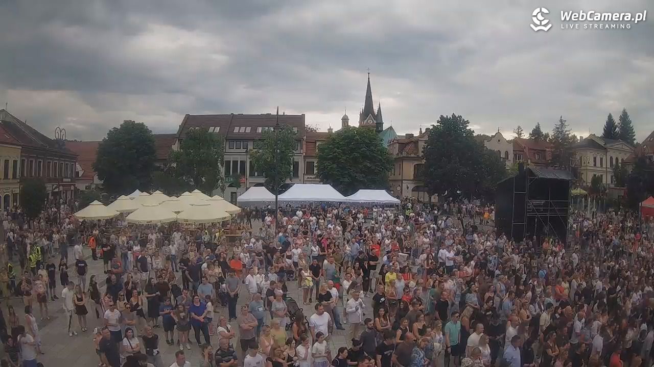 Myślenice - widok na Rynek - 21 czerwiec 2026, 17:37