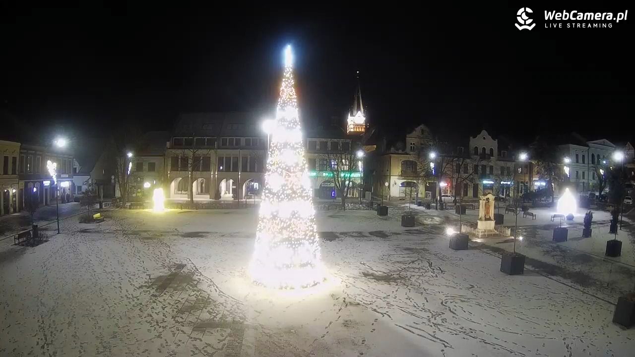 Myślenice - widok na Rynek - 31 grudzień 2025, 02:13