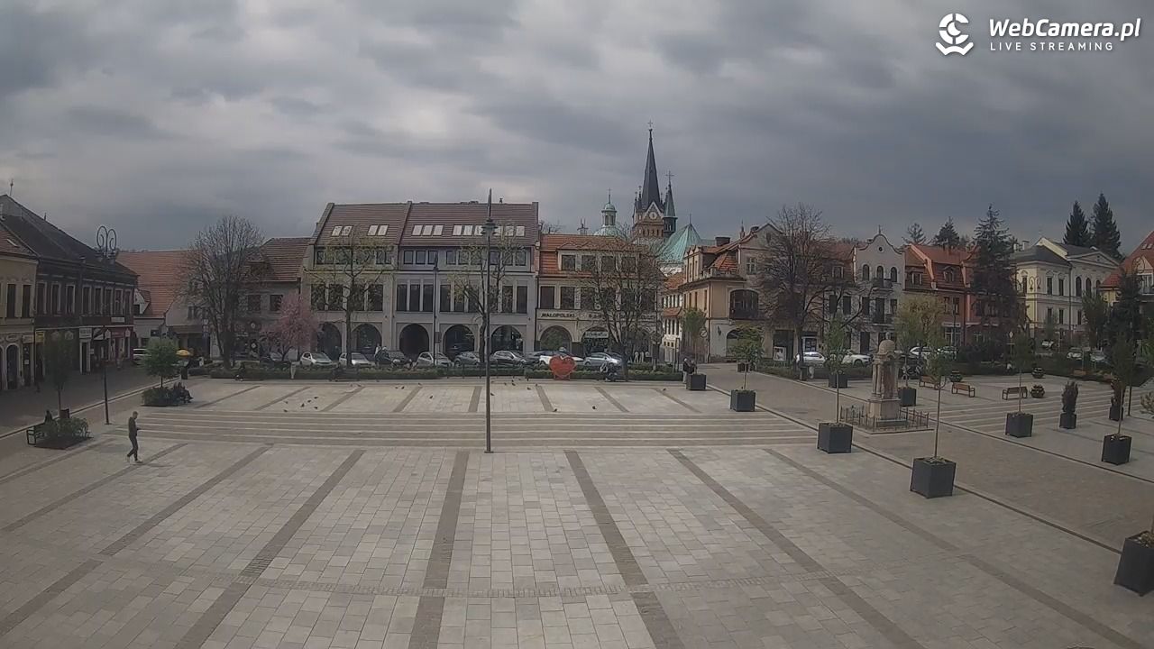 Myślenice - widok na Rynek - 17 kwiecień 2026, 11:30