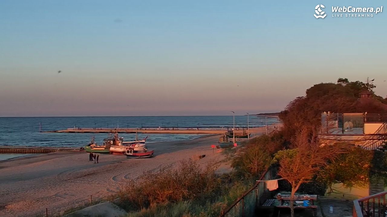 NIECHORZE - widok na plażę i morze - 27 wresień 2026, 18:26