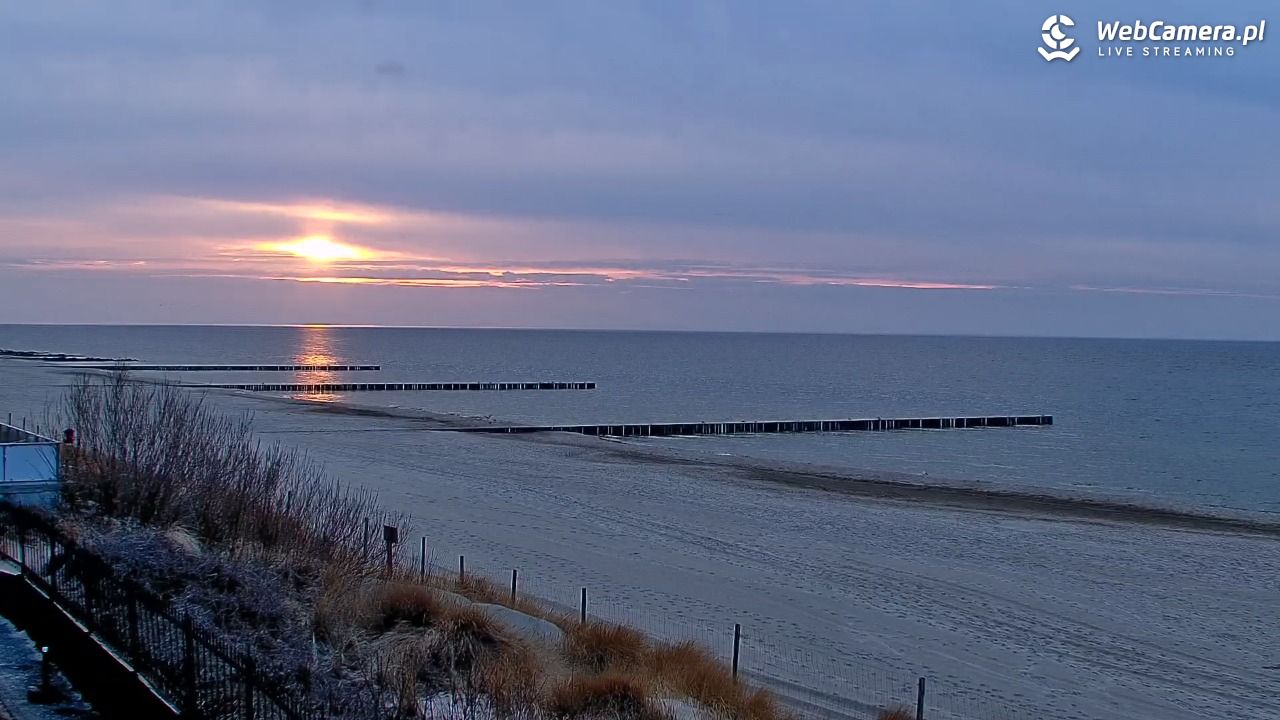 NIECHORZE - widok na plażę i morze - 02 kwiecień 2026, 19:14