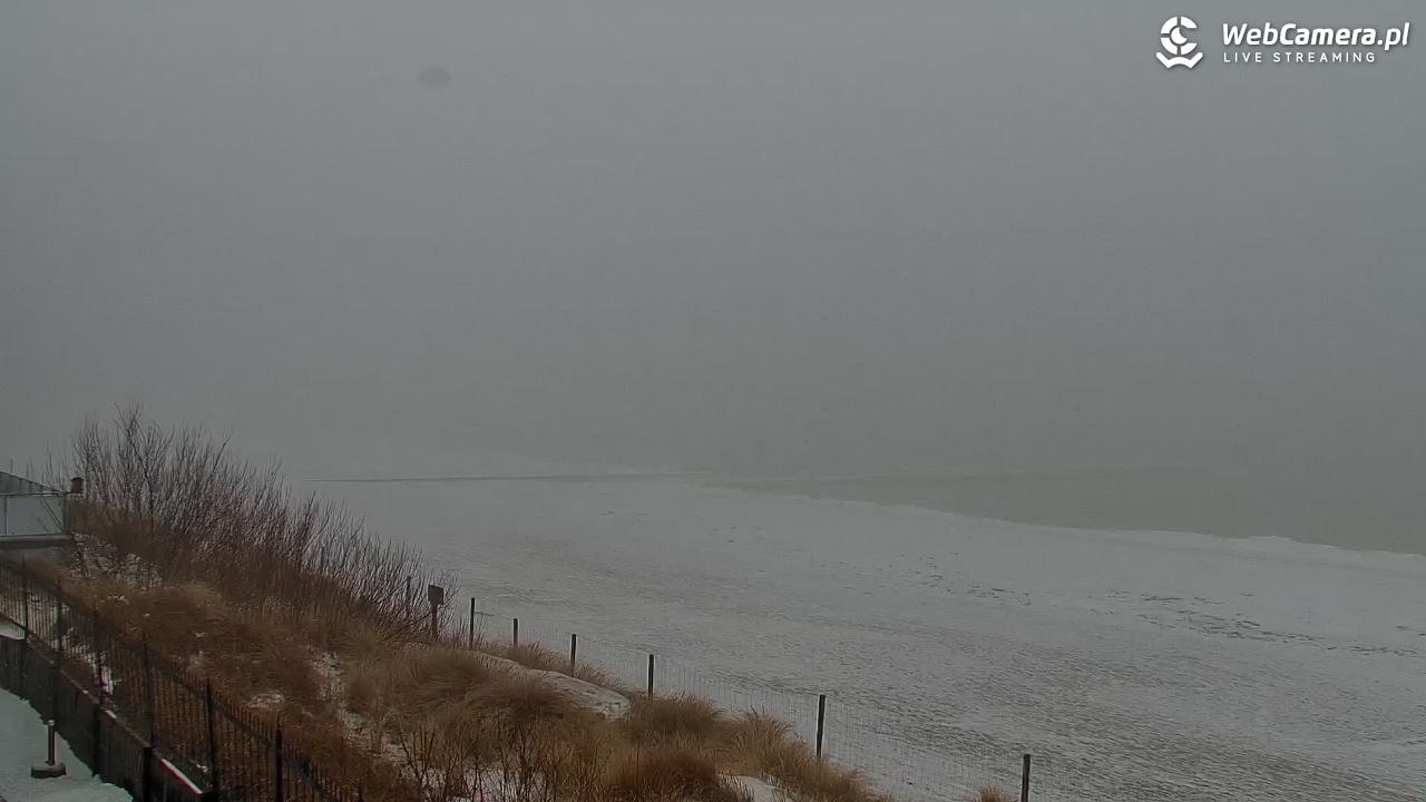 NIECHORZE - widok na plażę i morze - 11 luty 2026, 16:43