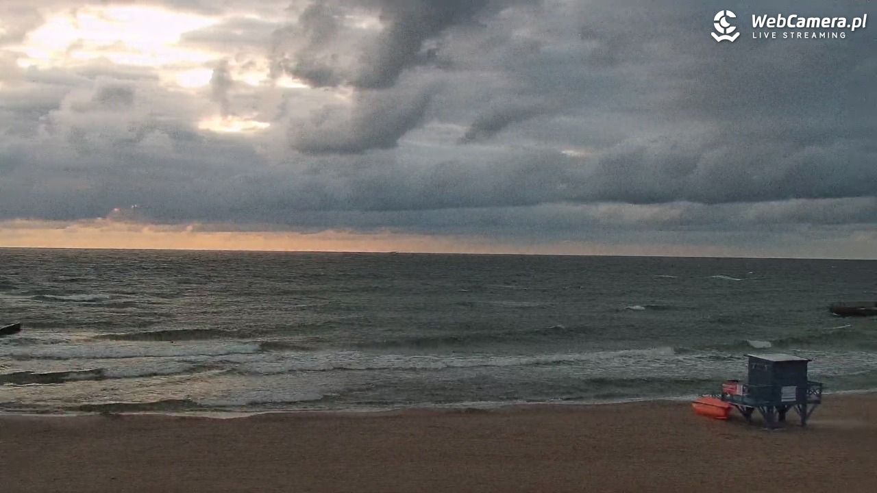 NIECHORZE - widok na plażę i morze - 02 lipiec 2026, 22:07