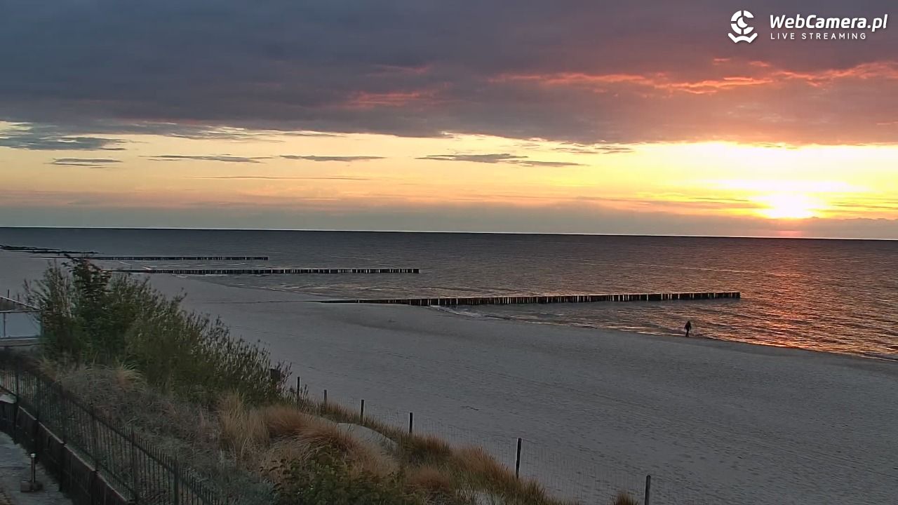 NIECHORZE - widok na plażę i morze - 17 maj 2026, 20:52