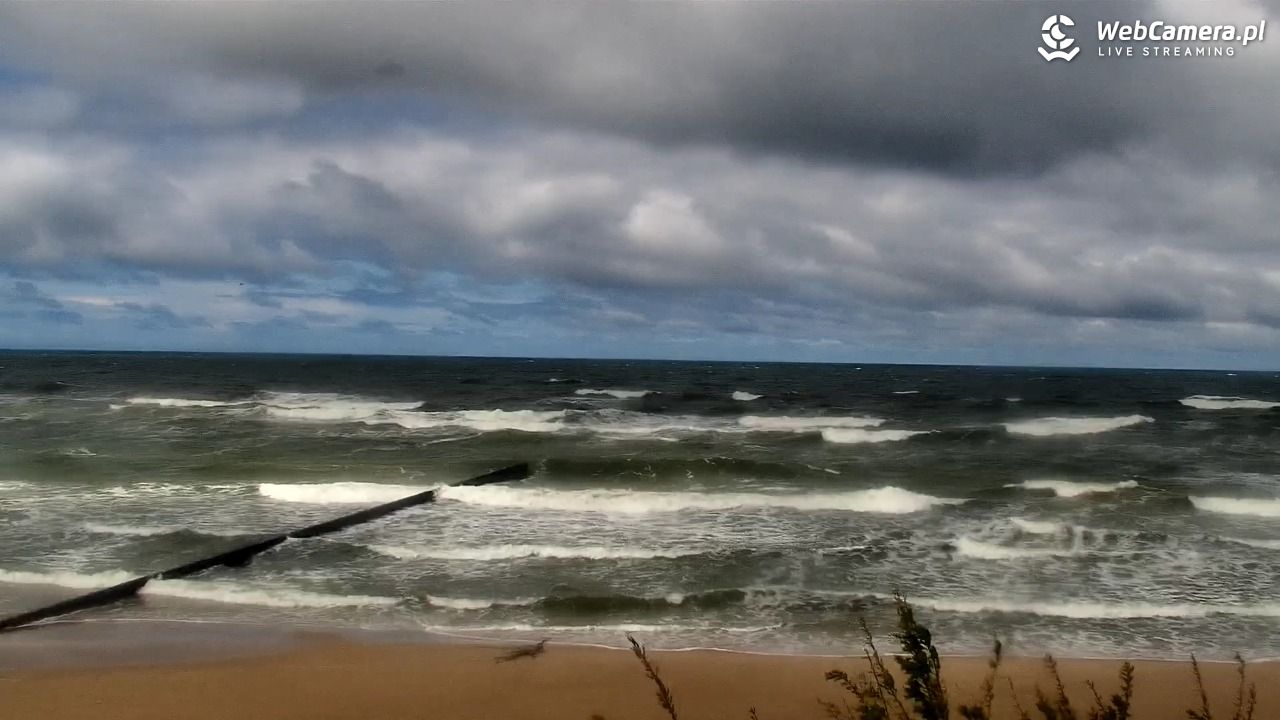 NIECHORZE - widok na plażę i morze - 15 maj 2025, 14:00