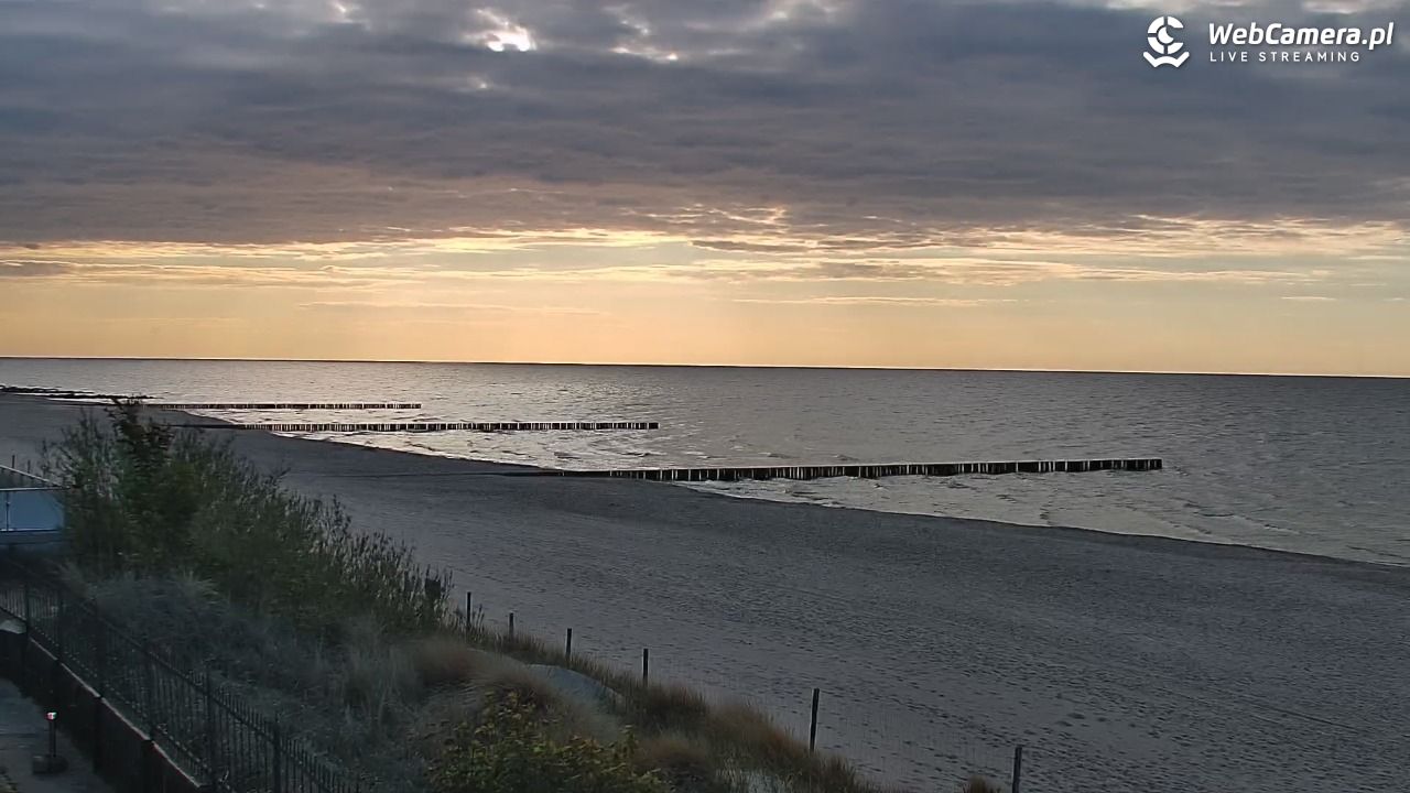 NIECHORZE - widok na plażę i morze - 17 maj 2026, 18:55