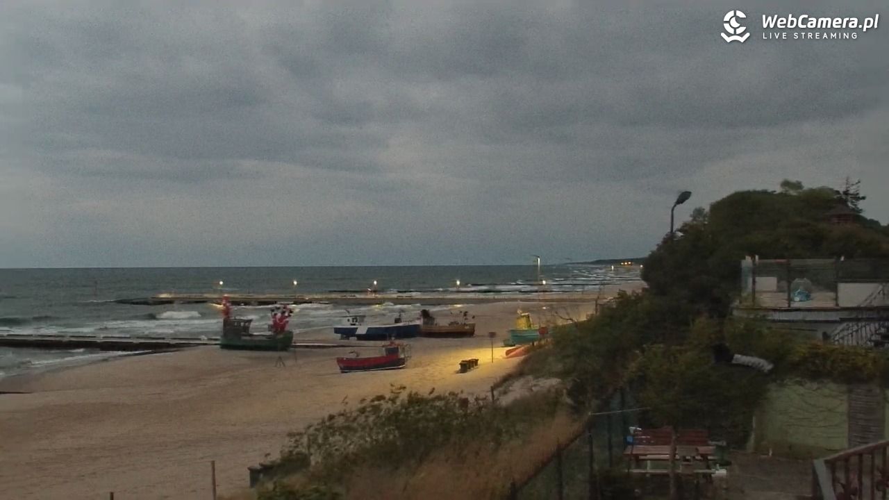 NIECHORZE - widok na plażę i morze - 15 maj 2025, 21:17