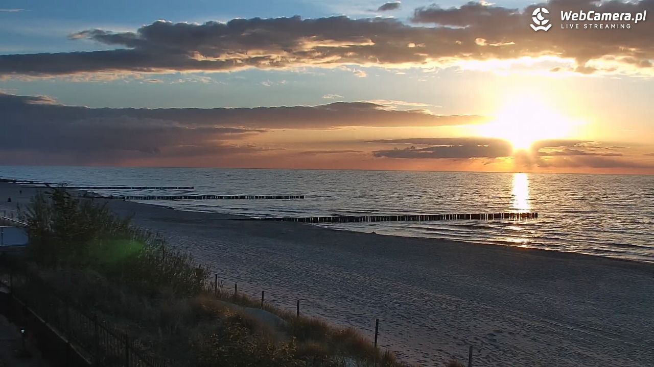 NIECHORZE - widok na plażę i morze - 16 maj 2026, 20:34