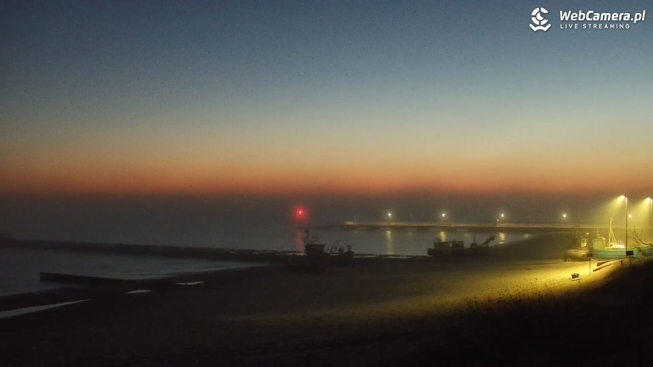 NIECHORZE - widok na plażę i morze - 01 kwiecień 2026, 05:38