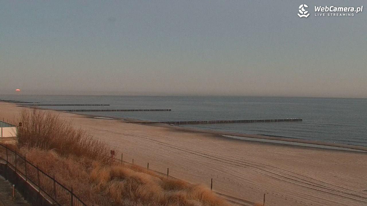 NIECHORZE - widok na plażę i morze - 01 kwiecień 2026, 06:07
