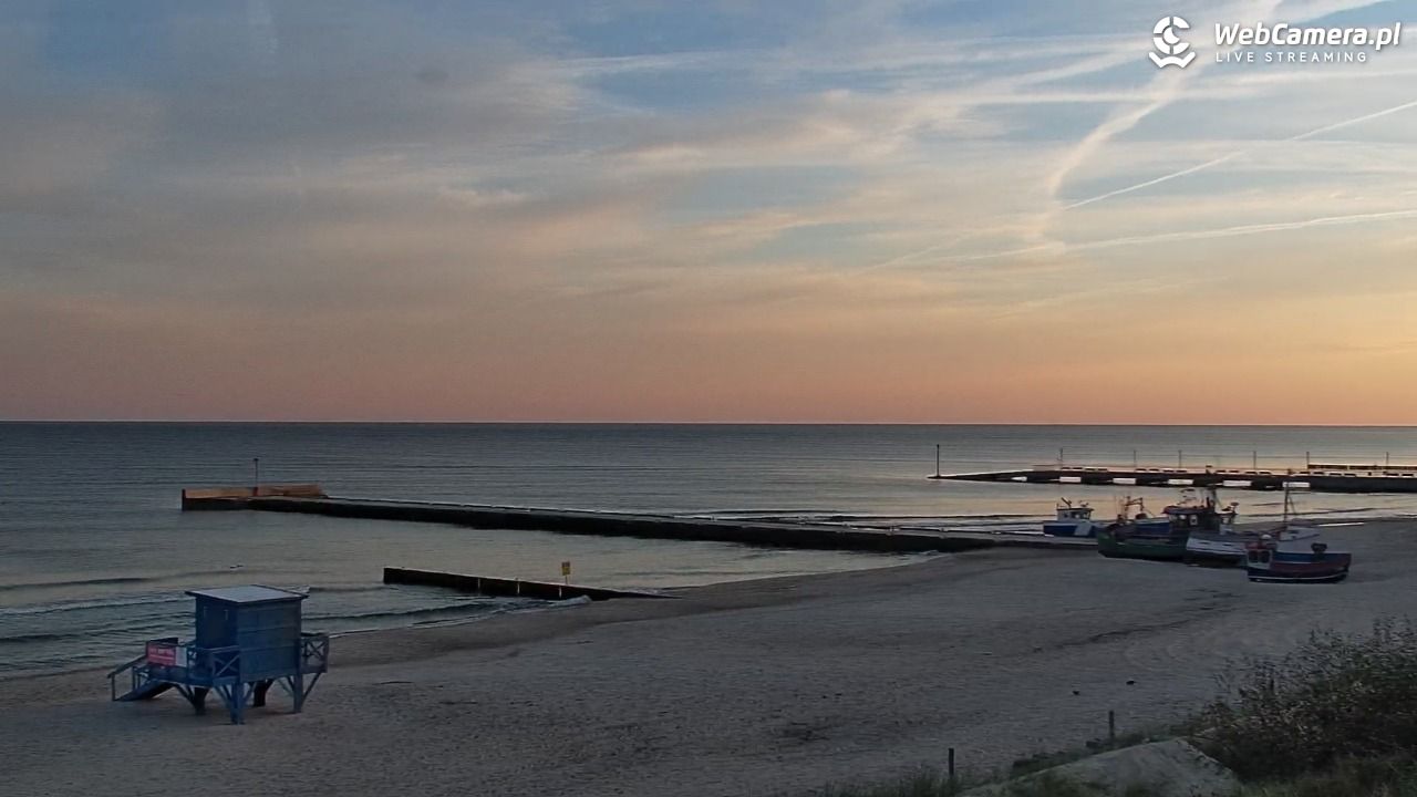 NIECHORZE - widok na plażę i morze - 02 październik 2026, 07:24
