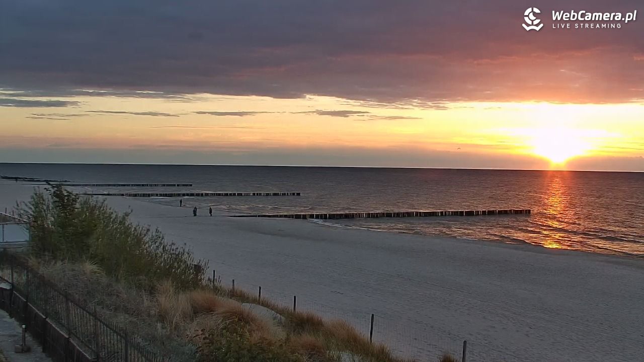 NIECHORZE - widok na plażę i morze - 17 maj 2026, 20:49