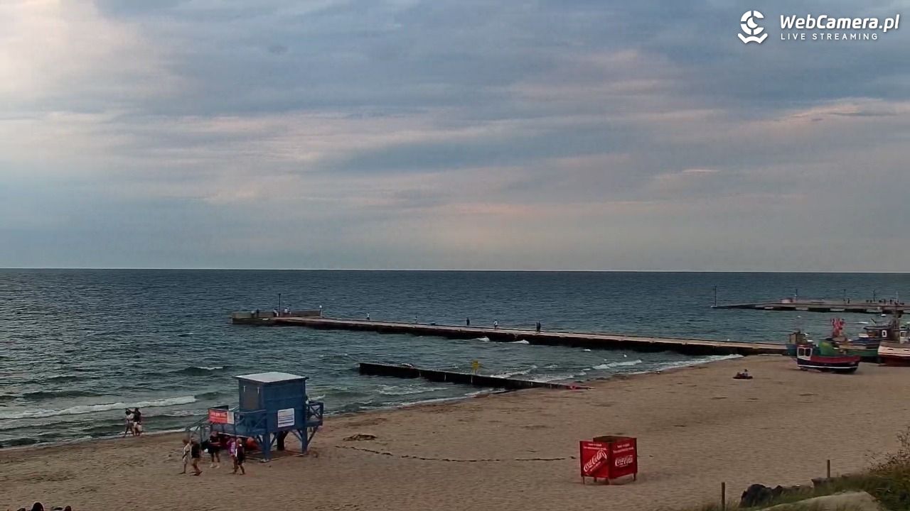 NIECHORZE - widok na plażę i morze - 15 sierpień 2026, 19:52