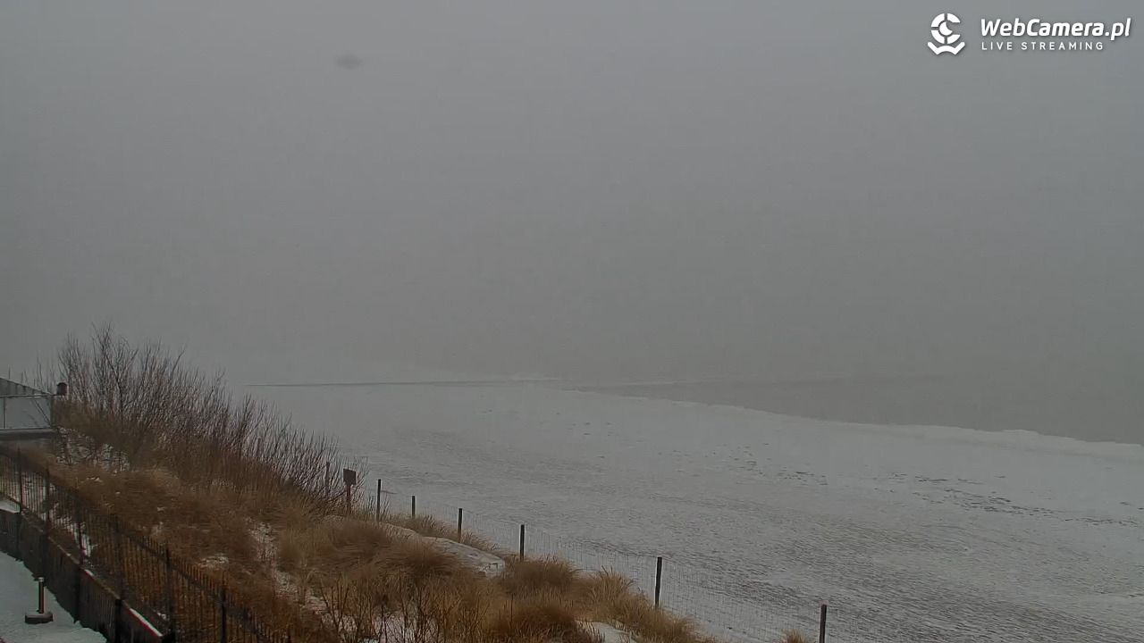 NIECHORZE - widok na plażę i morze - 11 luty 2026, 16:30