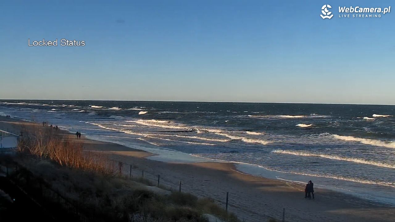 NIECHORZE - widok na plażę i morze - 28 grudzień 2025, 11:51