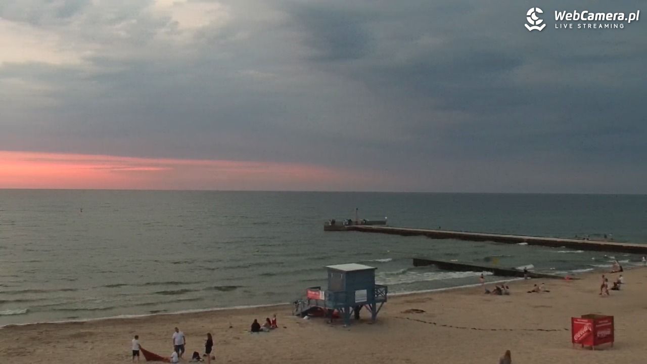 NIECHORZE - widok na plażę i morze - 15 sierpień 2026, 20:53