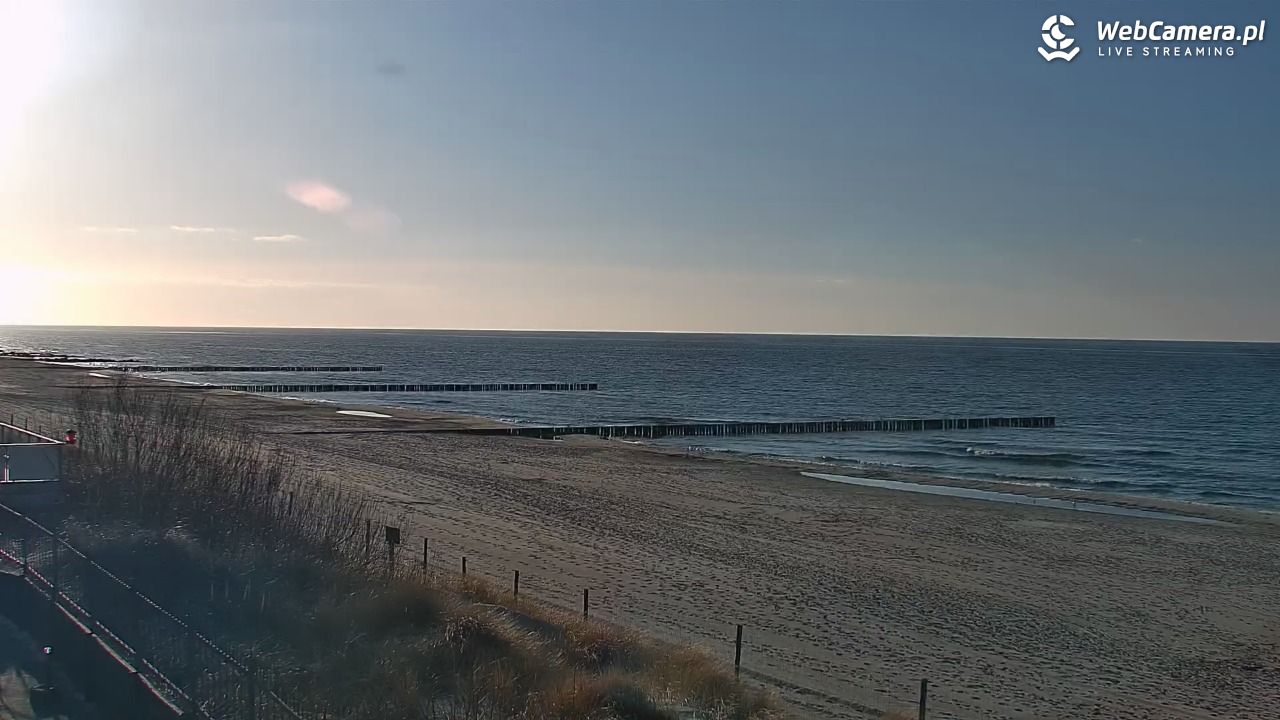 NIECHORZE - widok na plażę i morze - 29 marzec 2026, 18:03