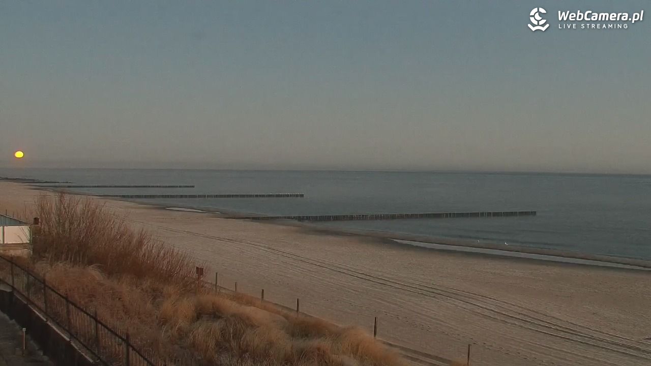 NIECHORZE - widok na plażę i morze - 01 kwiecień 2026, 06:03