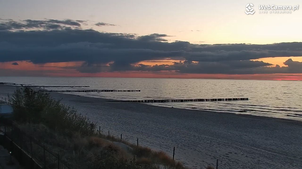 NIECHORZE - widok na plażę i morze - 16 maj 2026, 21:12