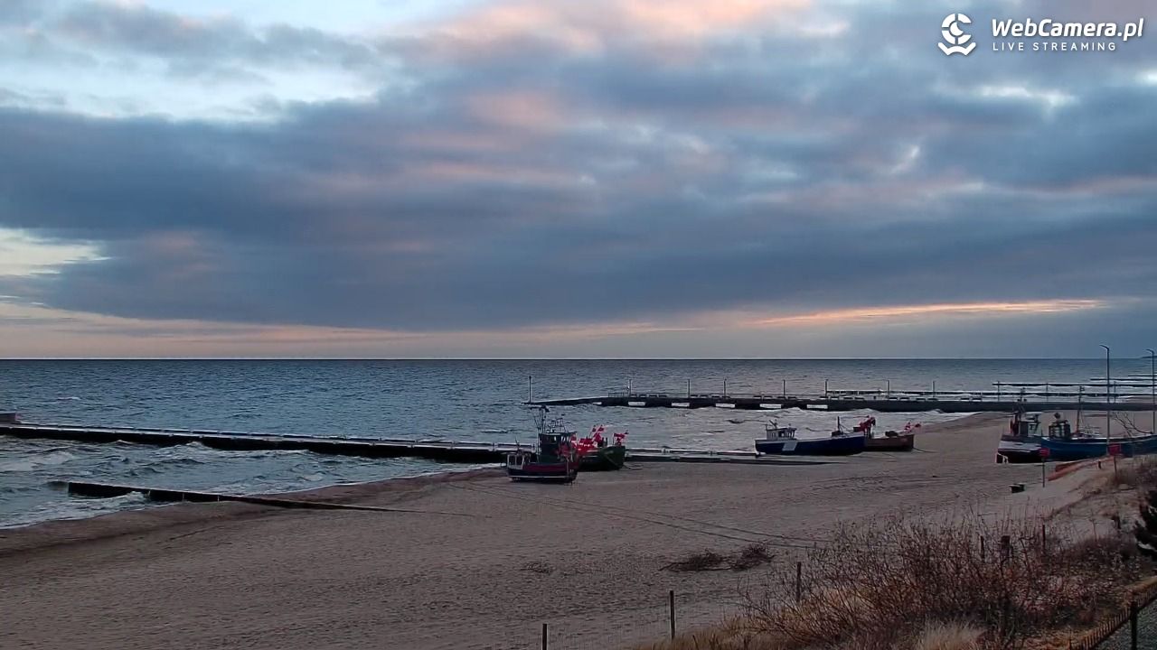NIECHORZE - widok na plażę i morze - 03 kwiecień 2026, 06:48
